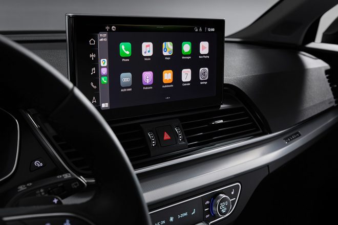 ダッシュボード中央に標準装備される10.1インチMMIタッチディスプレイ