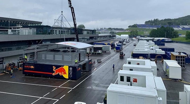 2020年F1開幕戦オーストリアGPの開催準備が進められるレッドブルリンク