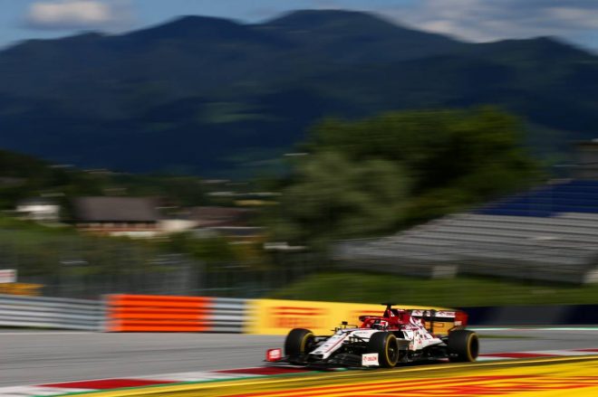 最後尾近くからポジションを上げていた我らがライコネンさんは11位フィニッシュ