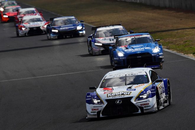 2014年スーパーGT第1戦岡山を制した伊藤大輔／アンドレア・カルダレッリ組KeePer TOM'S RC F