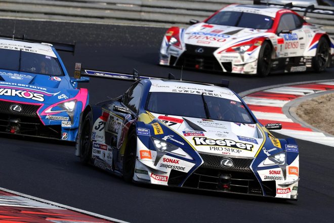 2017年スーパーGT第1戦岡山を制した平川亮／ニック・キャシディ組KeePer TOM'S LC500