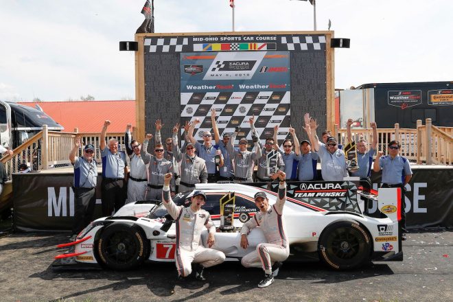 アキュラ・チーム・ペンスキーの初優勝は2018年第4戦ミド・オハイオ。エリオ・カストロネベス／リッキー・テイラー組7号車が僚友6号車組を従えてワン・ツー・フィニッシュを飾った。