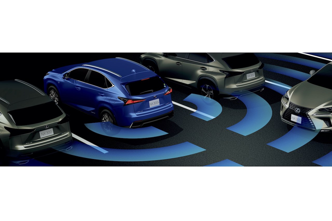 予防安全装備ではブラインドスポットモニター（BSM）とリヤクロストラフィックアラート（RCTA）を標準装備に