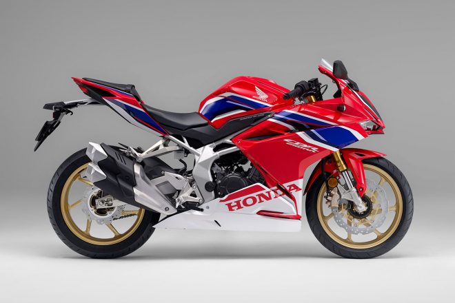 ホンダCBR250RR（グランプリレッド（ストライプ））