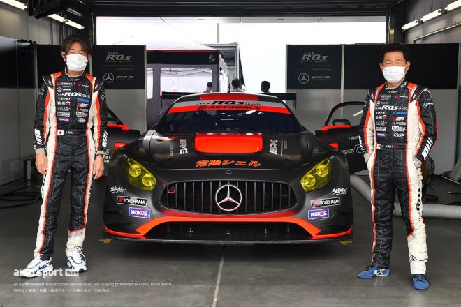 22　R'Qs MOTOR SPORTS 和田久／城内政樹 レーシングスーツ：グループ・エム