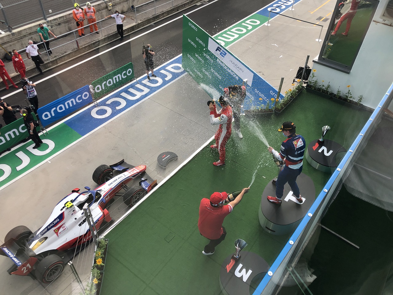 2020年F1第3戦ハンガリーGP　FIA-F2フィーチャーレースの表彰式
