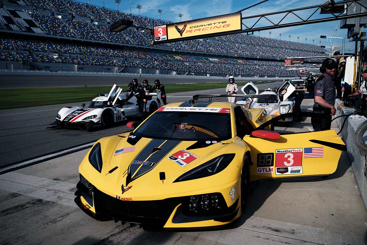 1月の年明け早々、アメリカンモータースポーツの幕開けを告げるイベントとして定着したIMSAの公式テスト「ロア・ビフォア・ザ・ロレックス」。デイトナ・インターナショナル・スピードウェイで行なわれる。