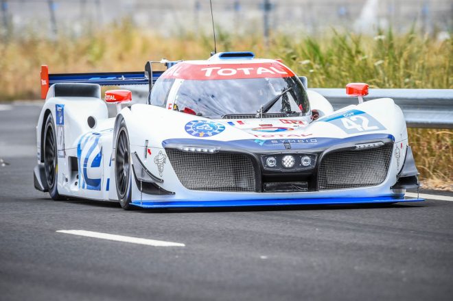 リナ・モンレリ・オートドロームでプライベートテストを行うミッションH24のLMPH2G