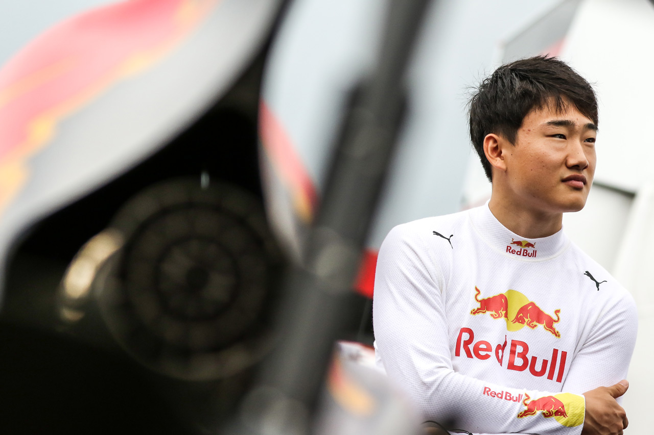 2020年FIA-F2選手権に参戦している角田裕毅（カーリン）