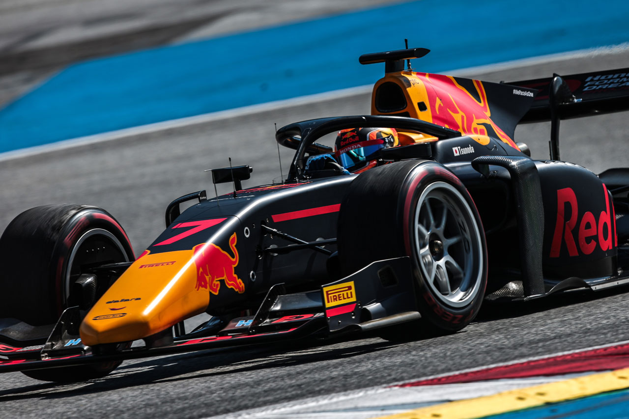 2020年FIA-F2選手権に参戦している角田裕毅（カーリン）