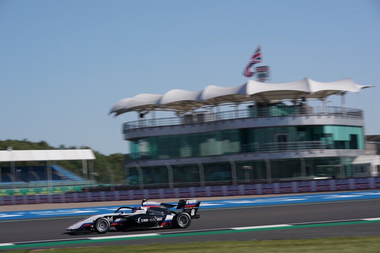 アレキサンダー・スモイヤー（ARTグランプリ）