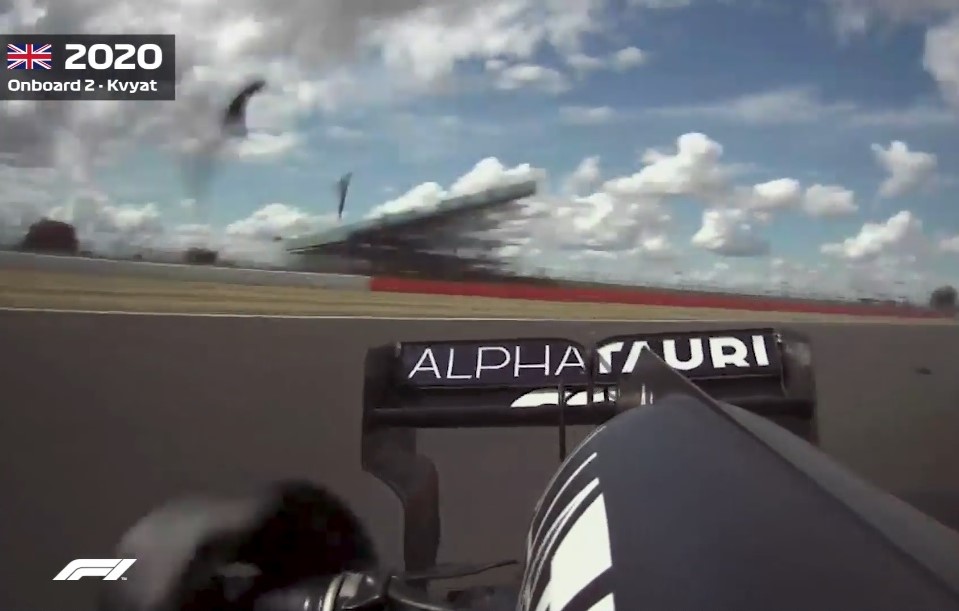 2020年F1第4戦イギリスGP決勝　ダニール・クビアト（アルファタウリ・ホンダ）がクラッシュ