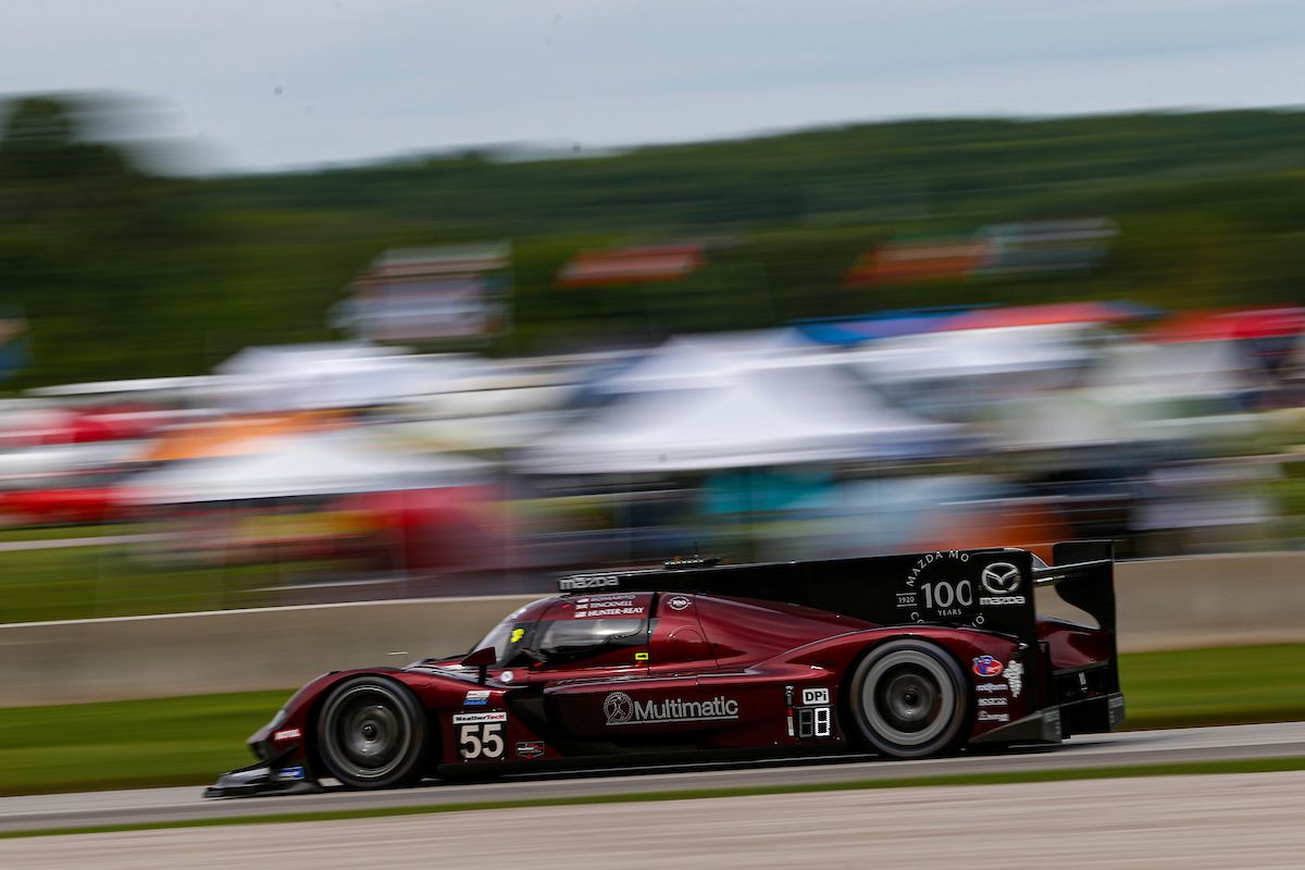 総合5位でフィニッシュした55号車マツダRT24-P