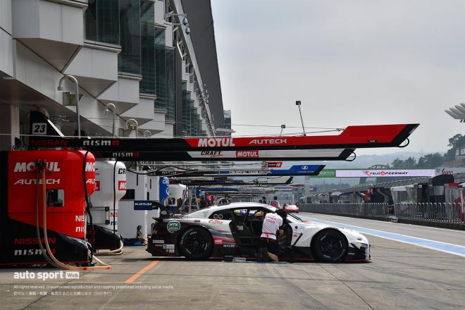 CRAFTSPORTS MOTUL GT-R