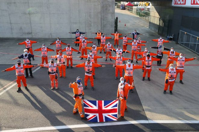 2020年F1第5戦70周年記念GP　シルバーストンのマーシャル