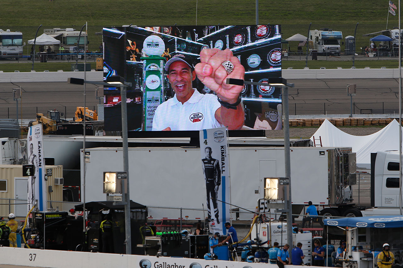アイオワ戦ではスタートコマンドを務めたエリオ・カストロネベス