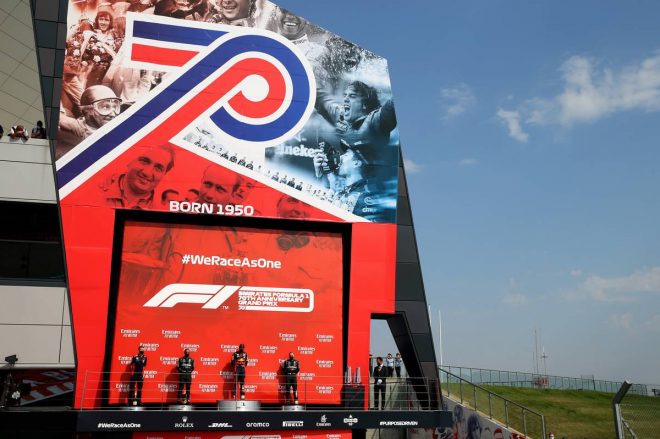 オランダ国歌が流れた70周年記念GPの表彰台