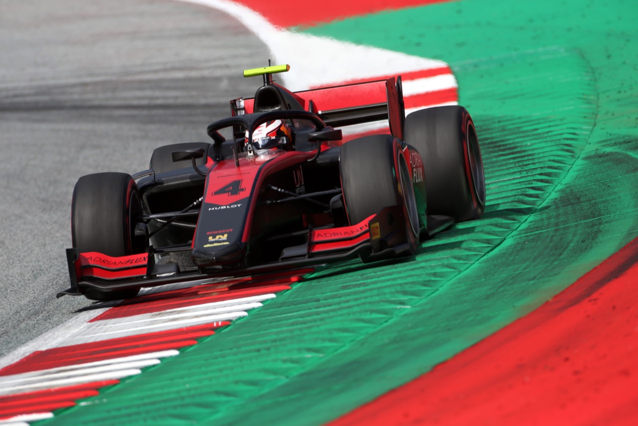 カラム・アイロット（ユニ・ヴィルトゥオーシ）