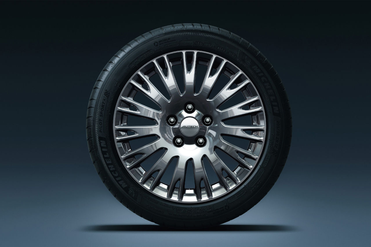 セレナ e-POWER AUTECH SPORTS SPEC 専用17インチダークグラファイトフィニッシュアルミロードホイール