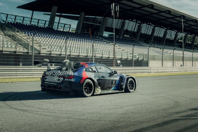 BMW M4 GT3（プロトタイプ）