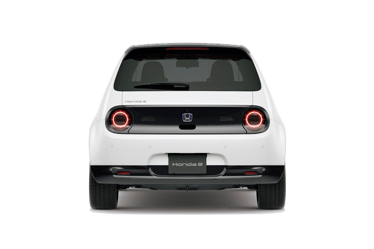 ホンダ、都市型EVコミューター『Honda e』を10月30日発売。451万