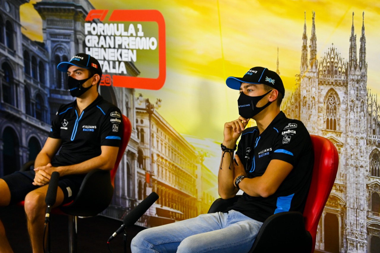 左：ニコラス・ラティフィ（ウィリアムズ）、右：ジョージ・ラッセル（ウィリアムズ）