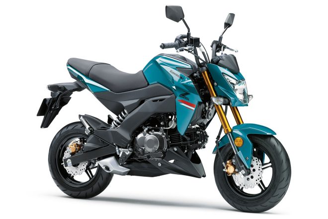 2021年モデルのカワサキZ125 PRO（パールナイトシェードティール）