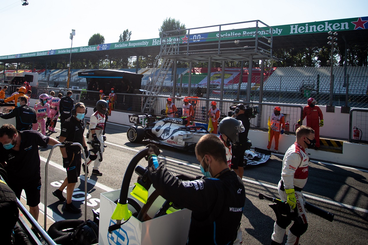 2020年F1第8戦イタリアGP　決勝赤旗中のピエール・ガスリー（アルファタウリ・ホンダ）