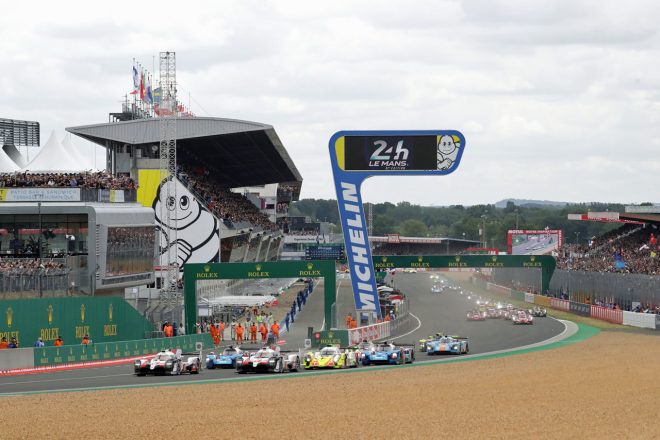 2019年WEC第8戦ル・マン24時間レース スタートシーン
