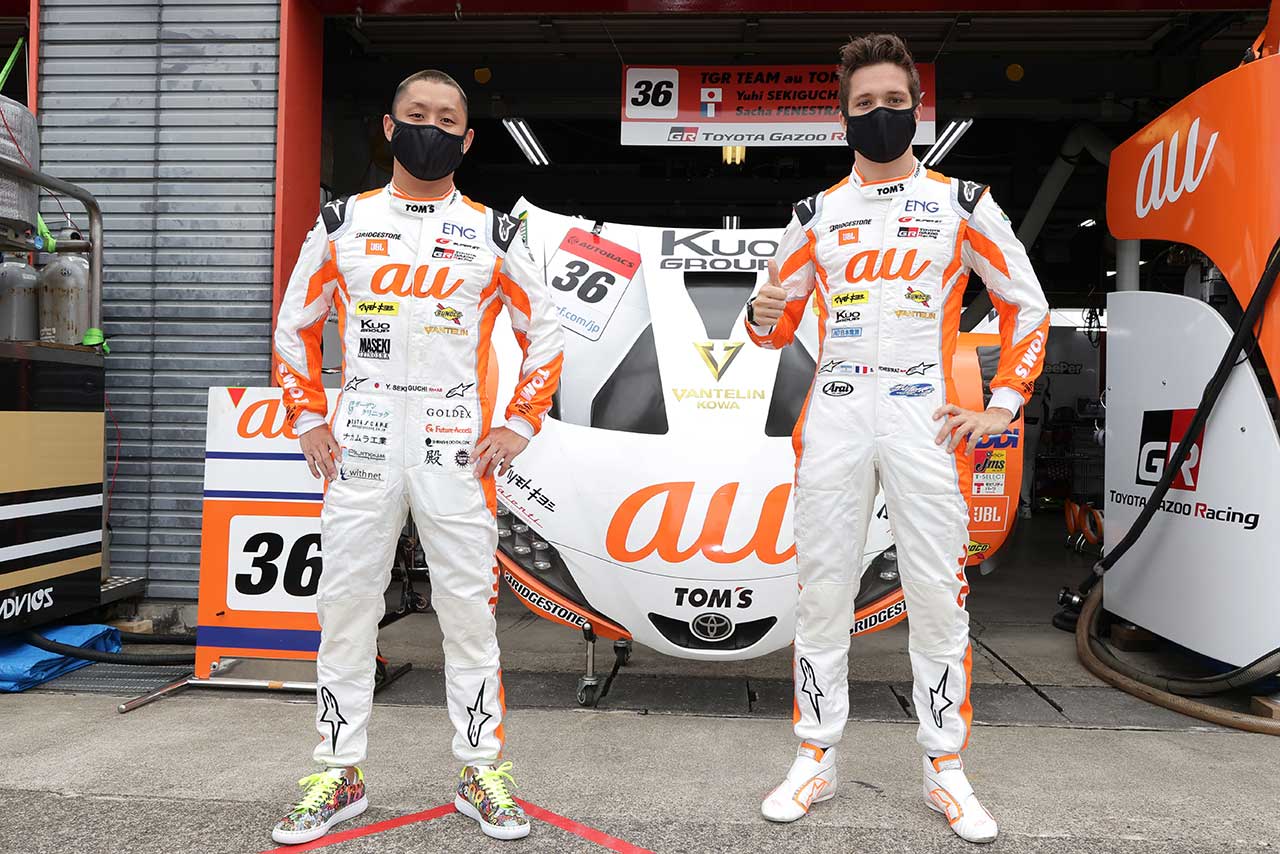 2020年スーパーGT第4戦もてぎ　関口雄飛とサッシャ・フェネストラズ（au TOM’S GR Supra）