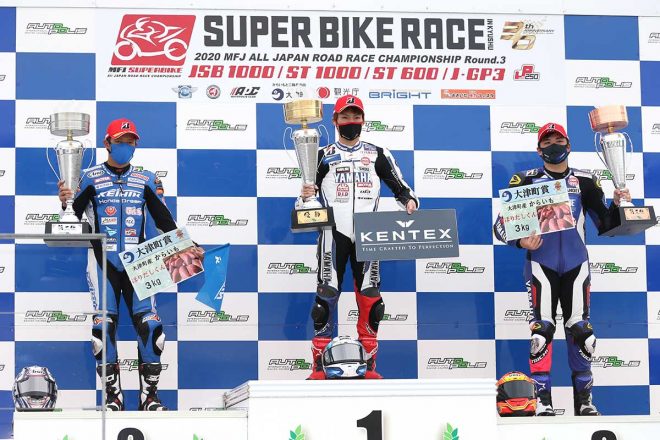 全日本ロードレース選手権第3戦オートポリス　JSB1000　レース2　優勝：野左根航汰、2位：清成龍一、3位：前田恵助