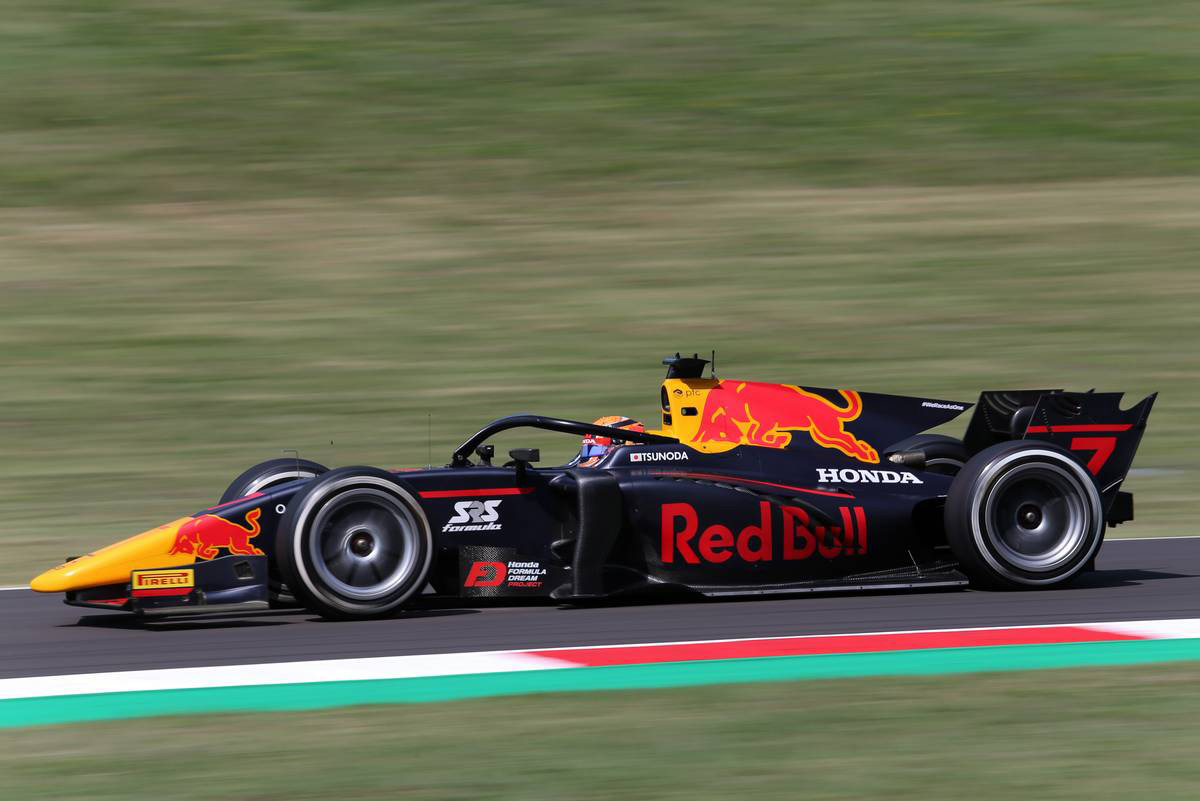 角田裕毅（カーリン）