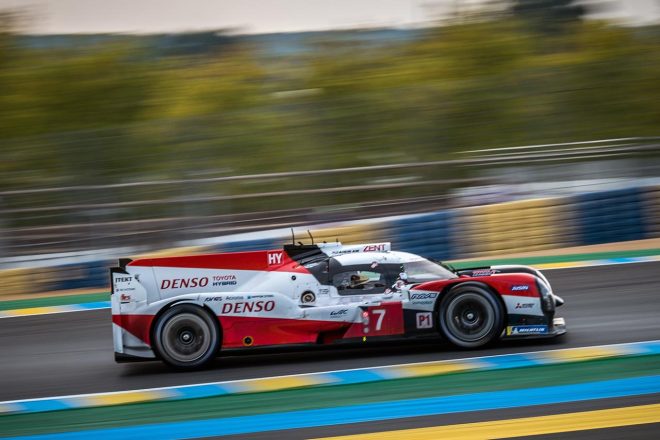 レース前半をリードするも、トラブルにより首位の座を失った7号車TS050ハイブリッド