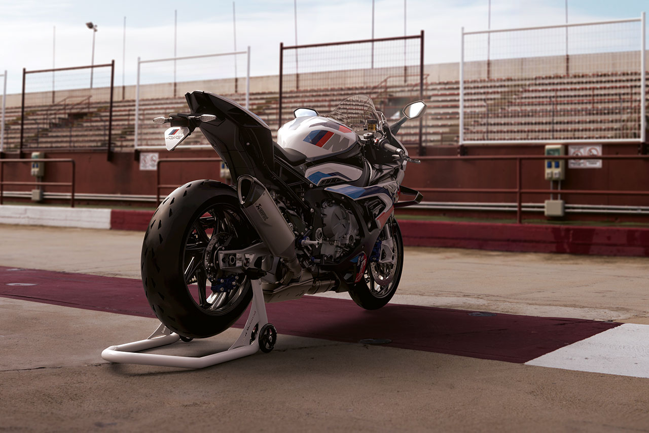 BMW M1000RR