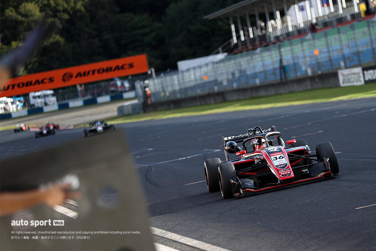 全日本スーパーフォーミュラ・ライツ選手権第4戦を制した宮田莉朋（カローラ中京 Kuo TOM'S 320）