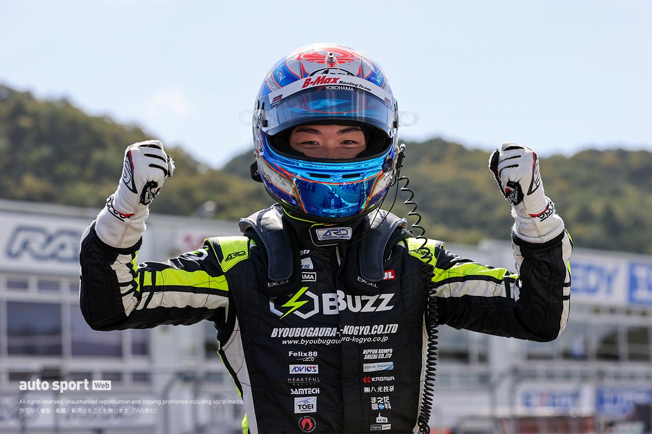 全日本スーパーフォーミュラ・ライツ選手権第5戦で初優勝を飾った阪口晴南（Buzz Racing with B-MAX）