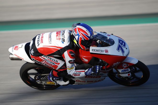 Moto3のマシンを駆る小椋藍（Honda Team Asia）