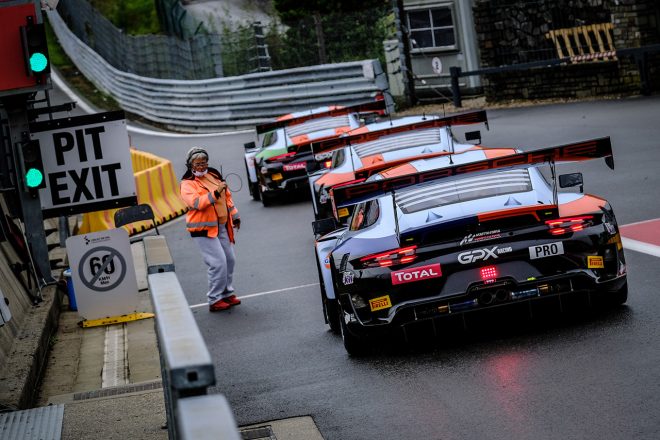 GPXレーシングの12号車ポルシェ911 GT3 R