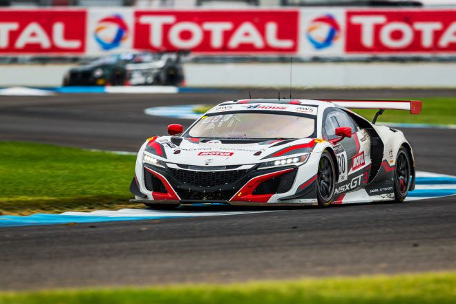 チーム・ホンダ・レーシングの30号車アキュラ・ホンダNSX GT3 Evo