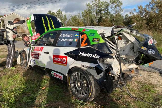 オリバー・ソルベルグ（フォルクスワーゲン・ポロGTI R5）は初日のシェイクダウンで大クラッシュ。「コーナー出口の砂利が予測できなかった」