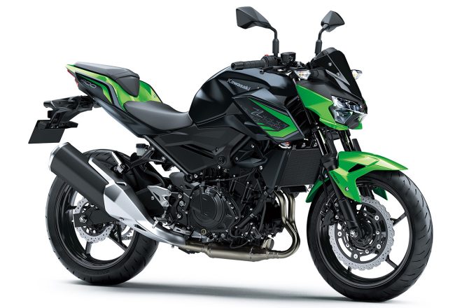 カワサキZ400（キャンディライムグリーン×メタリックフラットスパークブラック）