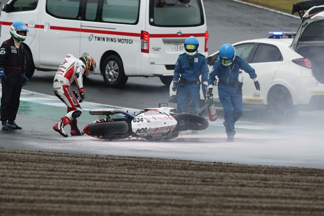 接触転倒後に炎上した水野涼（MuSASHi RT HARC-PRO.Honda）のマシン／2020年全日本ロード第4戦もてぎ