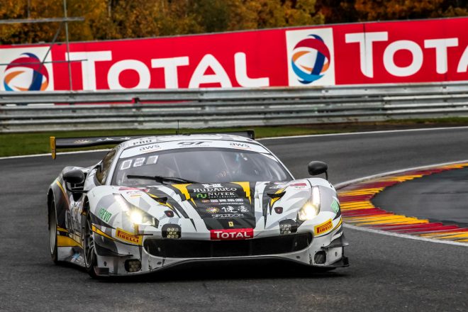 小林可夢偉を起用しているハブオートの27号車フェラーリ488 GT3