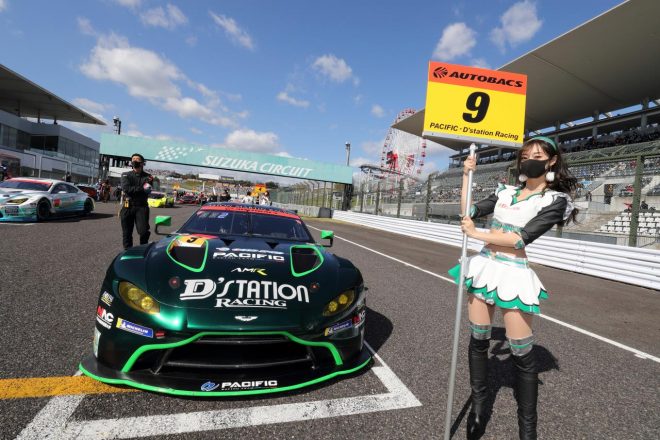 PACIFIC NAC D'station Vantage GT3とD'STATION FRESH ANGELSの林紗久羅さん