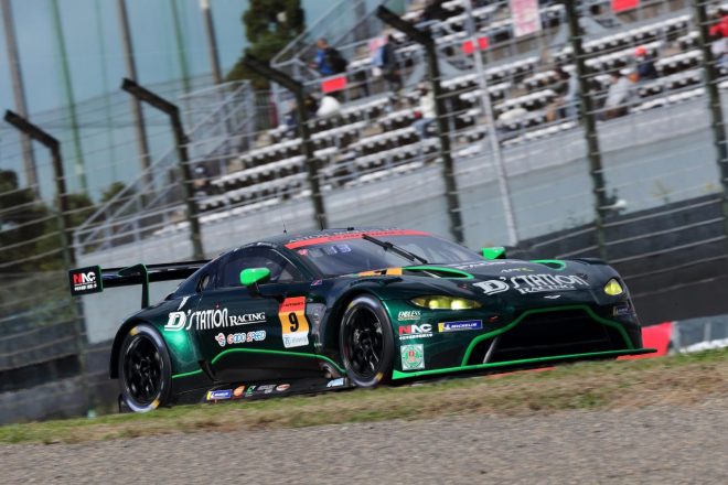 PACIFIC NAC D'station Vantage GT3