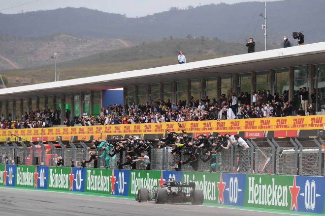 前人未到の92勝目を達成したハミルトンさん。100勝は時間の問題でしょうか