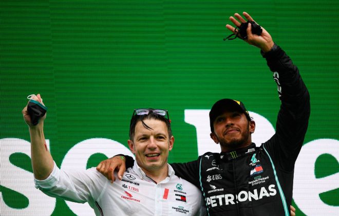 ハミルトンさんのエンジニアをずっと担当しているピーター・ボニントン(ボノ)さんも嬉しそうで何よりでしたね