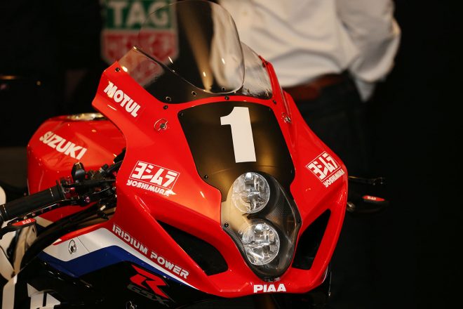 ヨシムラSERT MotulのスズキGSX-R1000Rはゼッケン1を掲げる