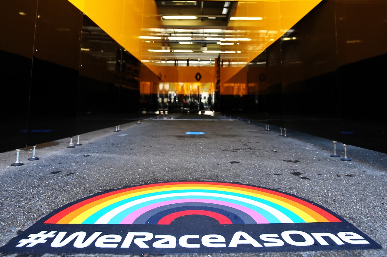 2020年F1第1戦オーストリアGP　『We Race As One』のロゴ