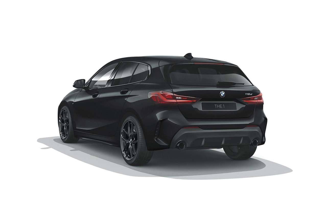 存在感ある漆黒の限定車『BMW 118d Pure Black（イチイチハチディー・ピュア・ブラック）』を追加設定